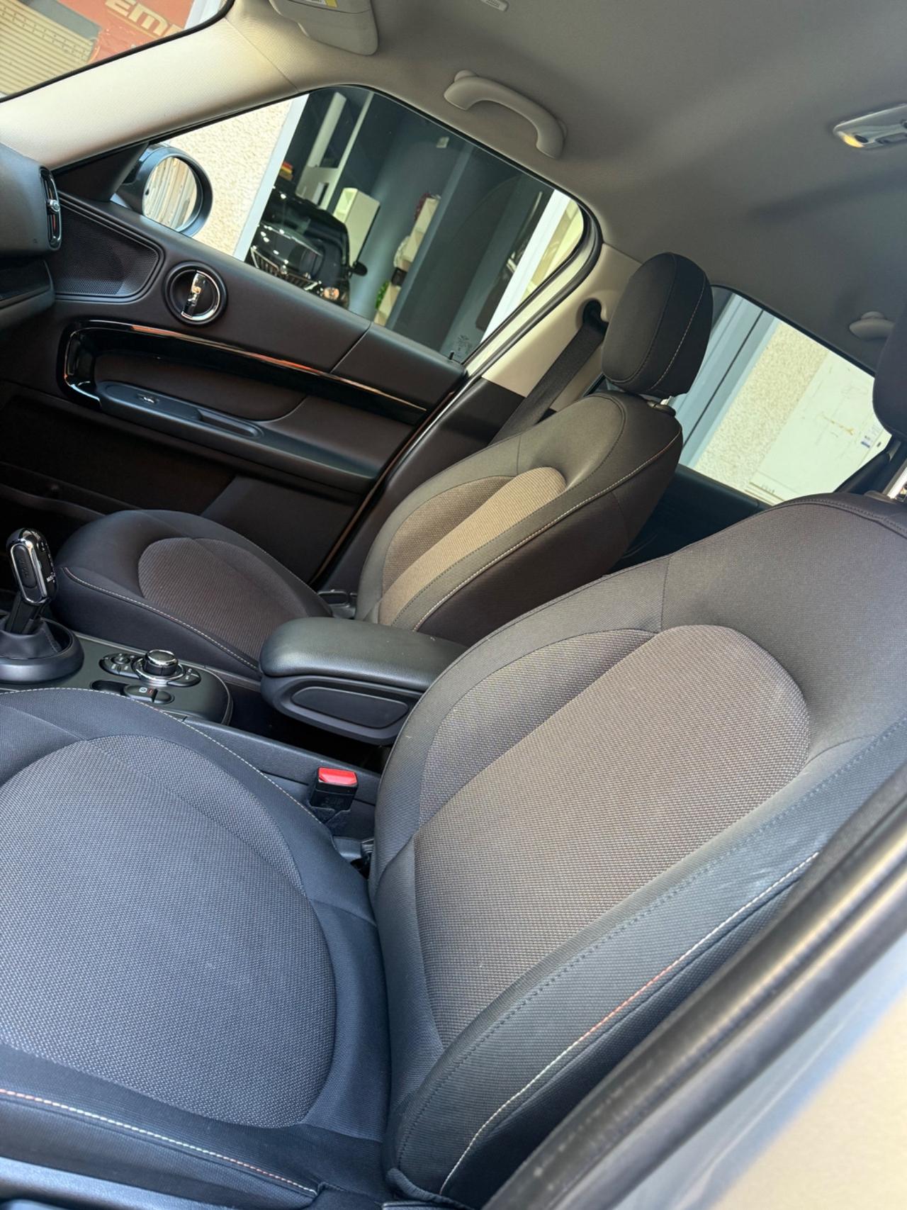 Mini Cooper Countryman 2.0 D Untamed Edition