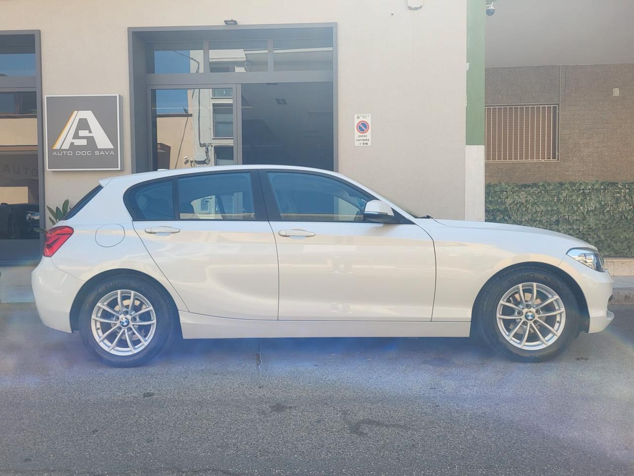 Bmw 116D 116 Cv+Navy+Clima Automatico...