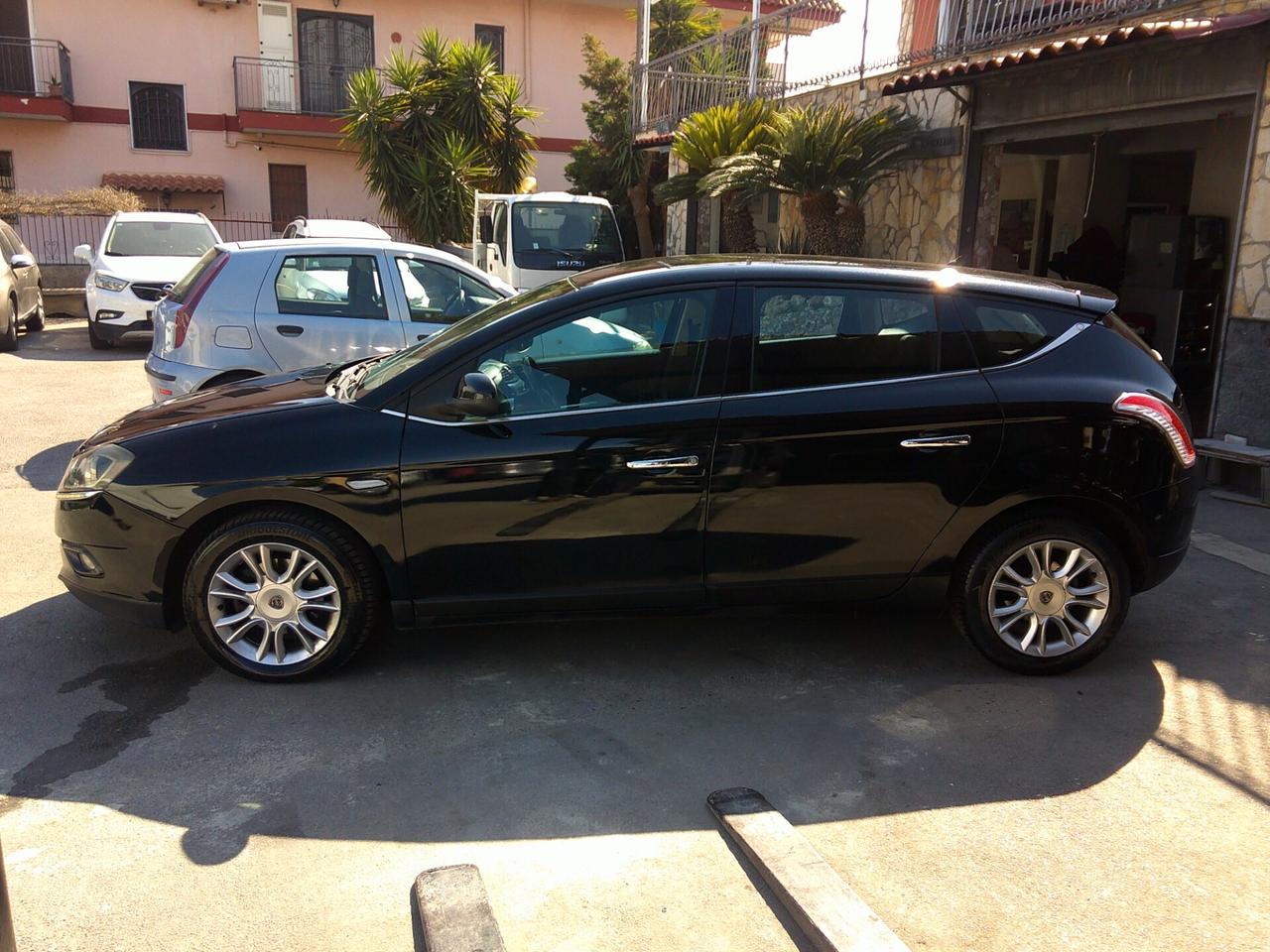 Lancia Delta 1.6 MJT DPF Oro 10