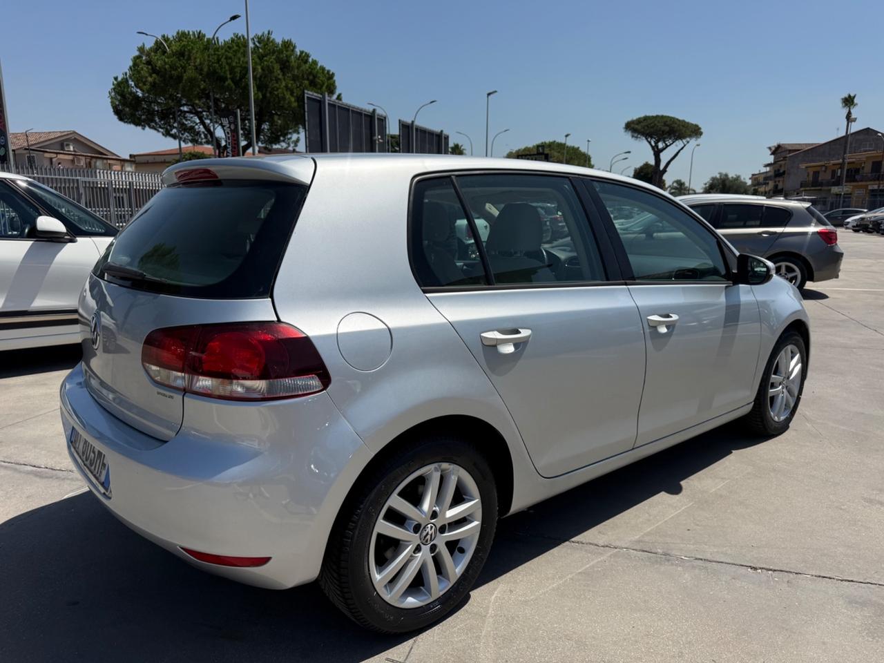 Volkswagen Golf 1.6 TDI full optional