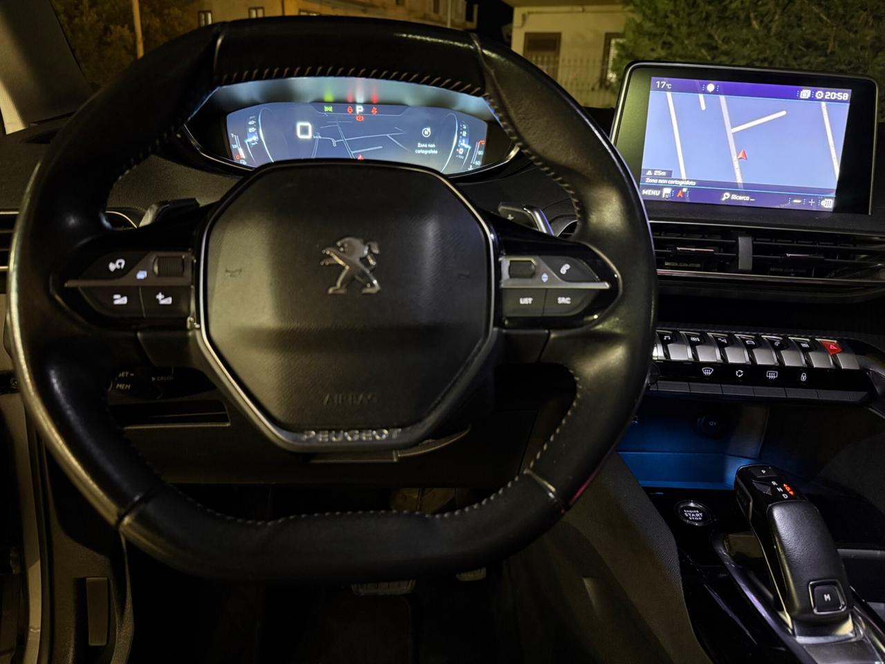 Peugeot 3008 BlueHDi 130 S&S EAT8 Allure TETTO APRIBILE GARANZIA 24 MESI (PRONTA CONSEGNA)