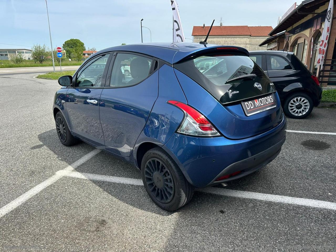 LANCIA Ypsilon 1.0 FireFly 5p.S&S Hybrid Silver *NEOPATENTATI*