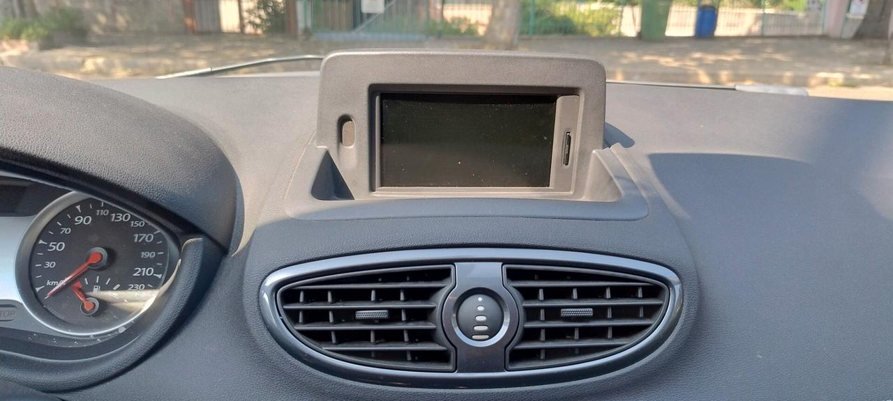 Renault Clio 1.5 dCi 90CV SporTour Live!