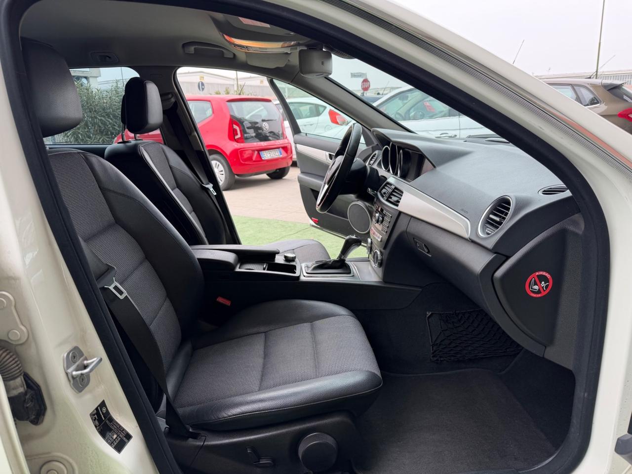 Mercedes-benz C 220 200 CDI BlueEFFICIENCY Avantgarde