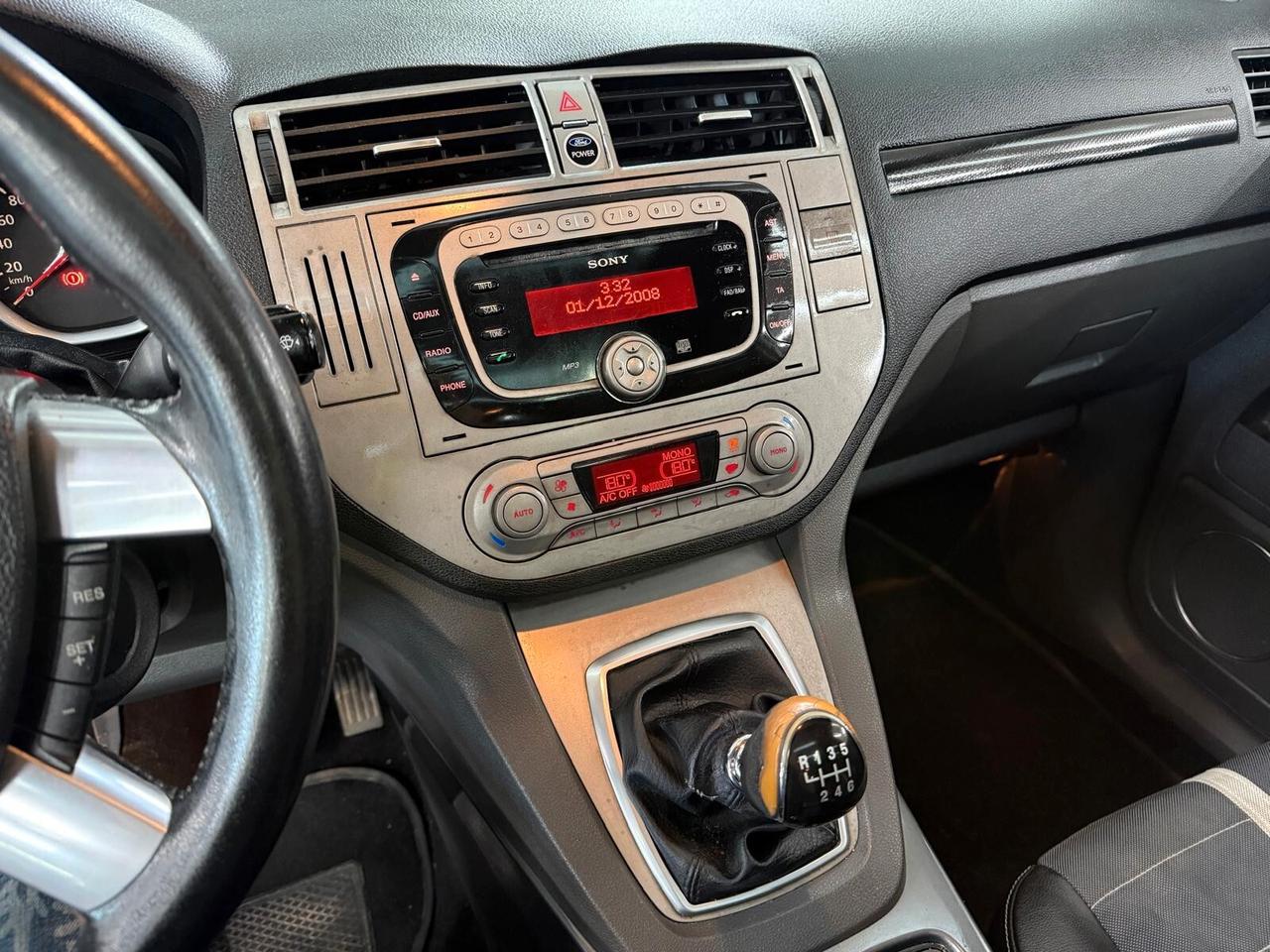 Ford Kuga 2.0 TDCi 136 CV Titanium