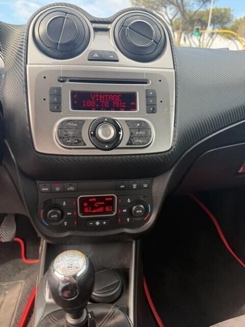 Alfa Romeo MiTo 1.6 JTDm 16V Distinctive Sport Pack