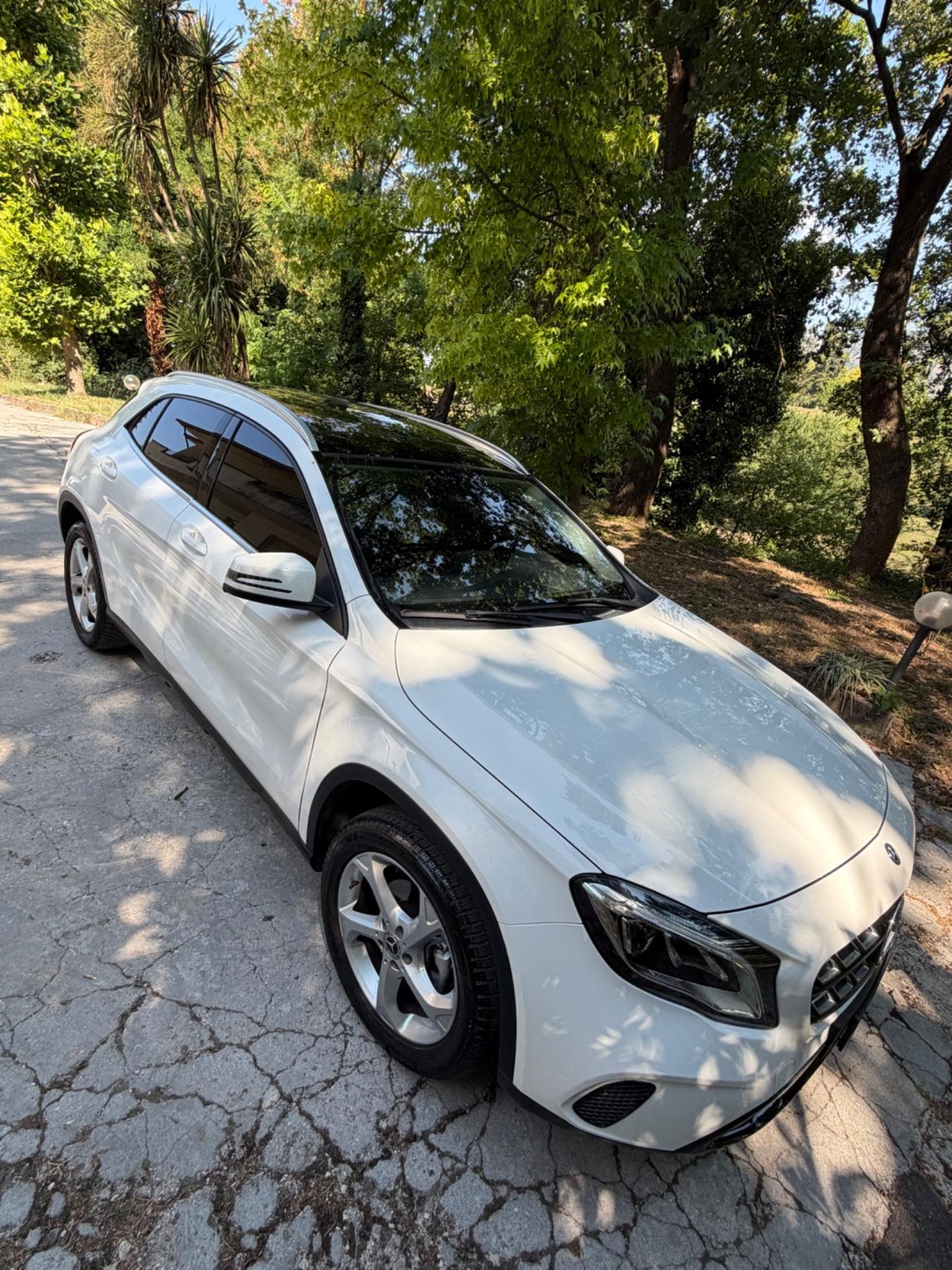 Mercedes-benz GLA 200d Sport FULL TETTO NAVY