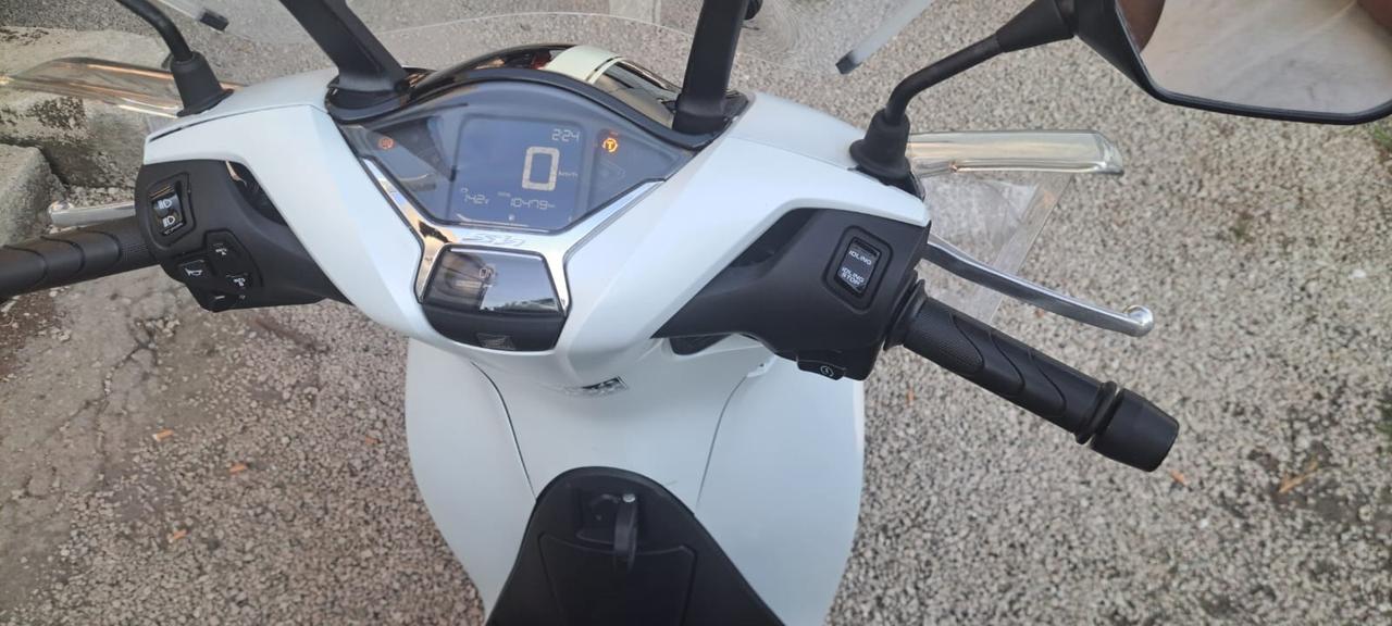 Honda Sh 150 sport