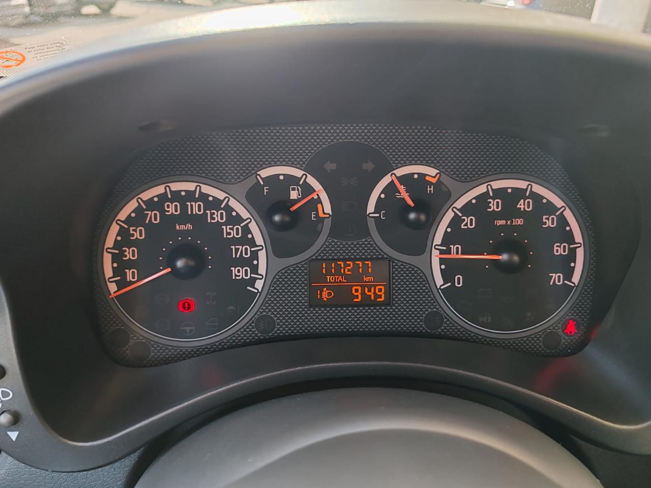 Fiat Panda 1.2 Benzina / GPL con 5 posti