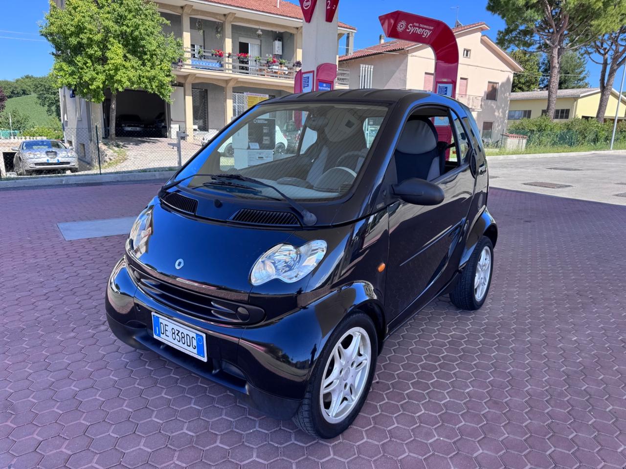Smart ForTwo 700 coupé pure (37 kW)