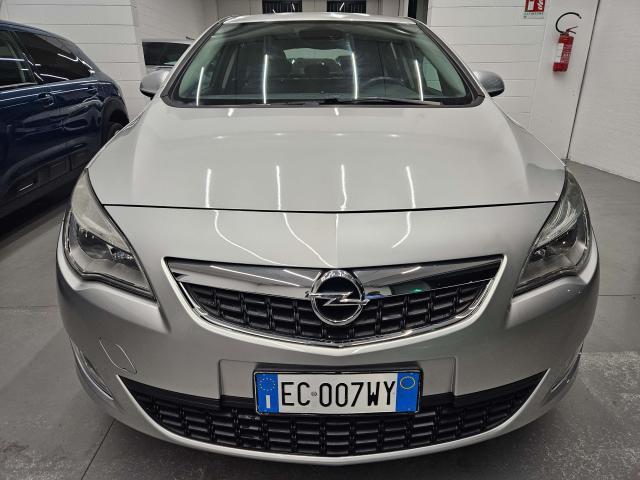 Opel Astra 5p 1.7 cdti Cosmo 125cv