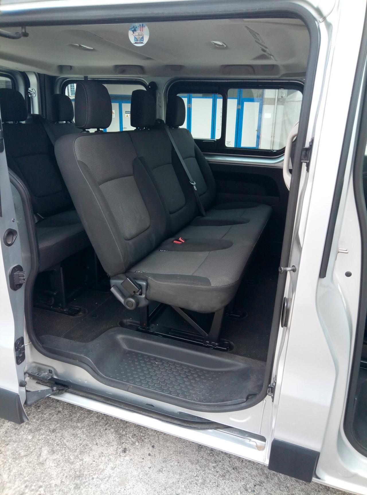 Renault Trafic T27 2.0 dCi 145CV PC-TN Zen Energy 9 POSTI