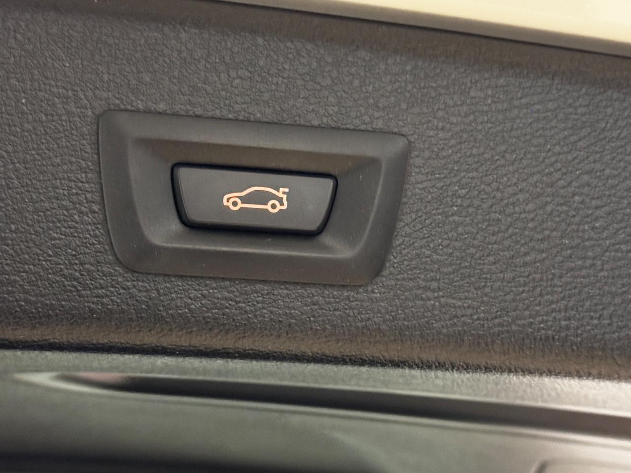 Bmw X3 18D SDrive-Euro6B-KmCertifBmw-18”-Aut-Pelle-