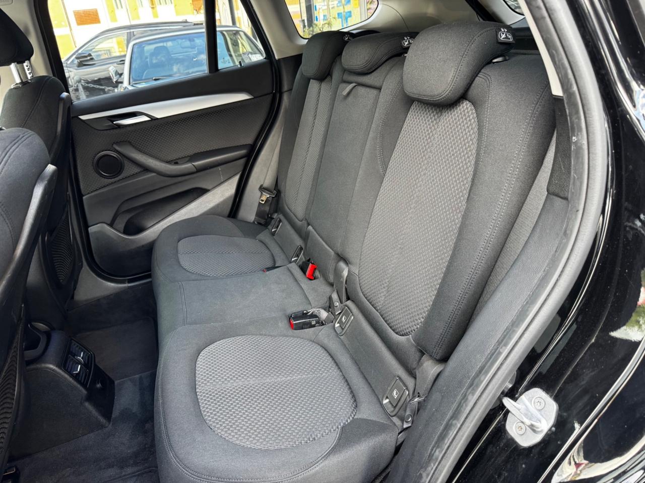 Bmw X1 sDrive18d Business