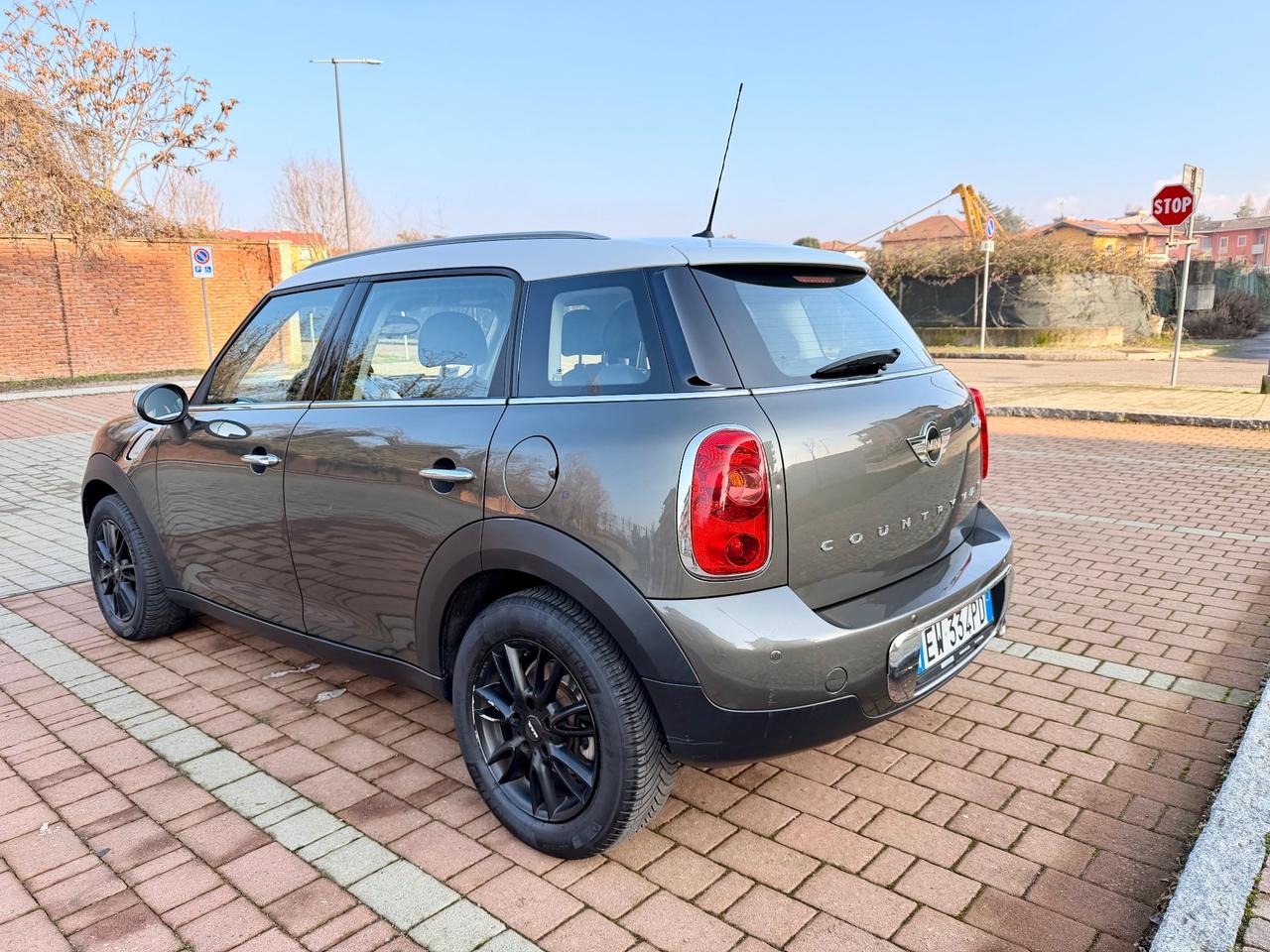 MINI Countryman D 1.6
