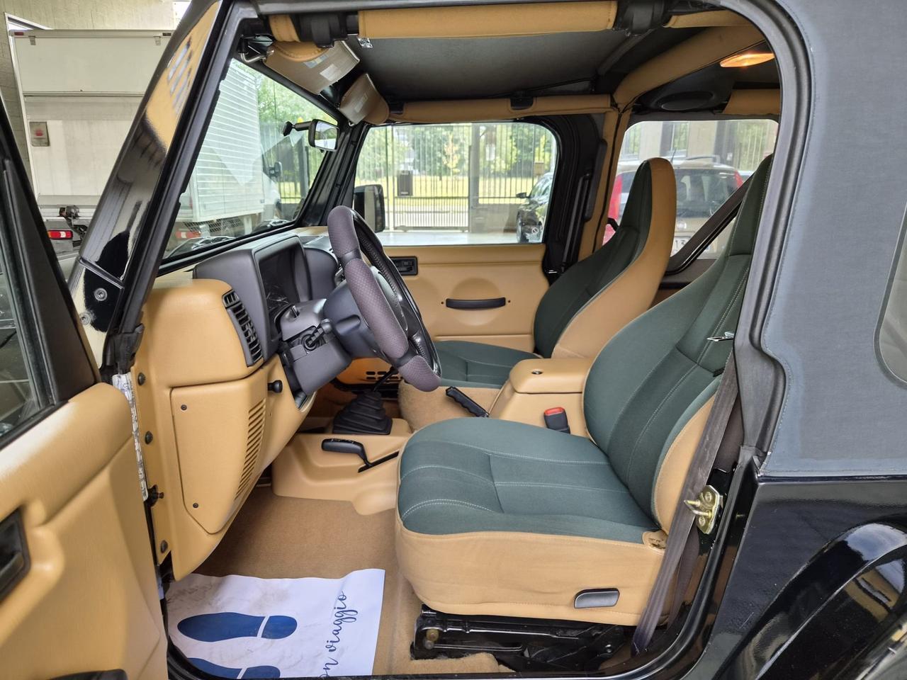 Jeep Wrangler 4.0 cat Sahara