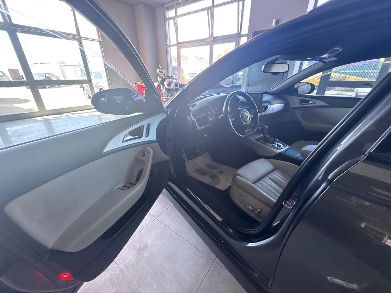 AUDI A6 AVANT 2.0 TDI QUATTRO SLINE STRONIC