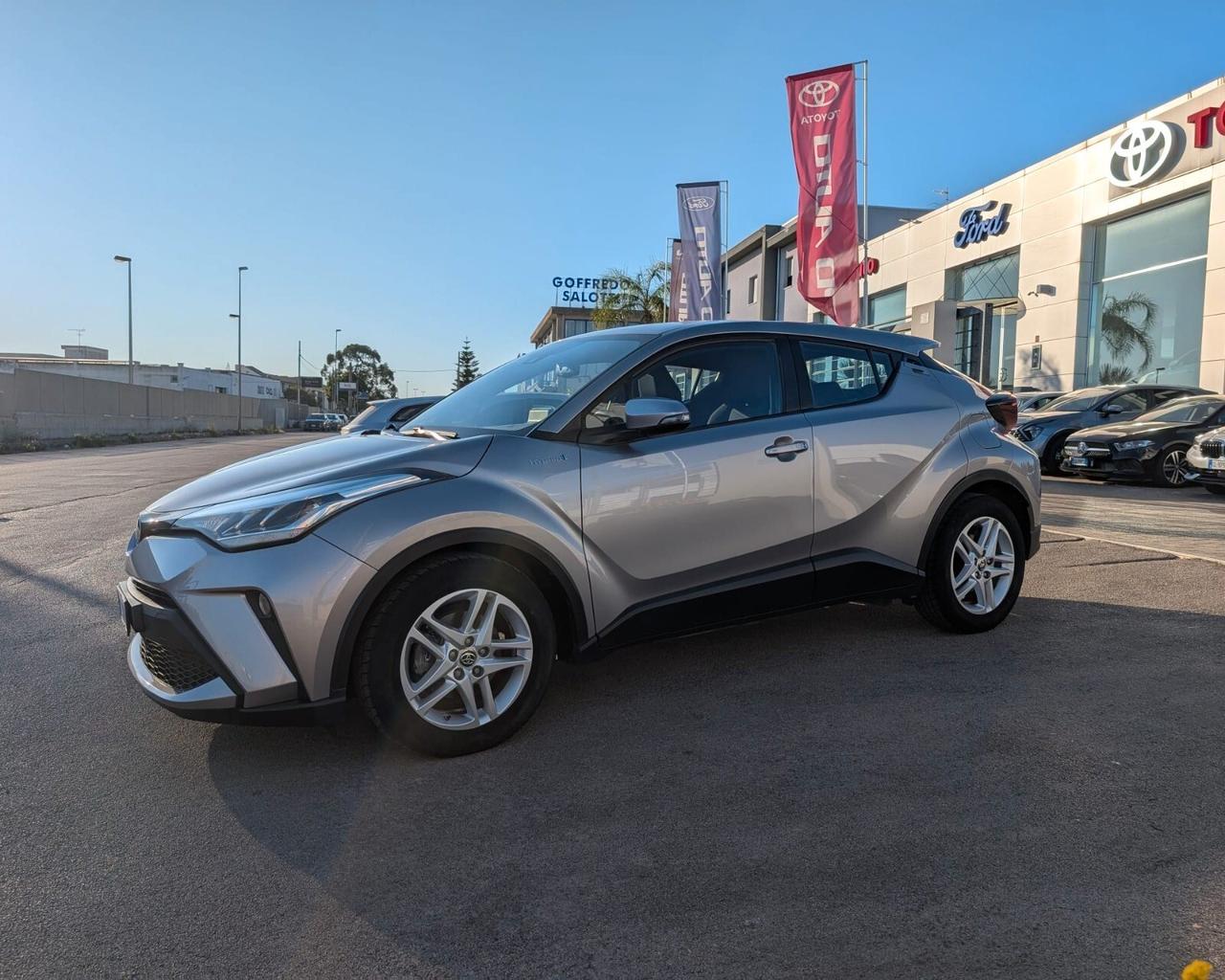 Toyota C-HR 1.8 Hybrid E-CVT Active