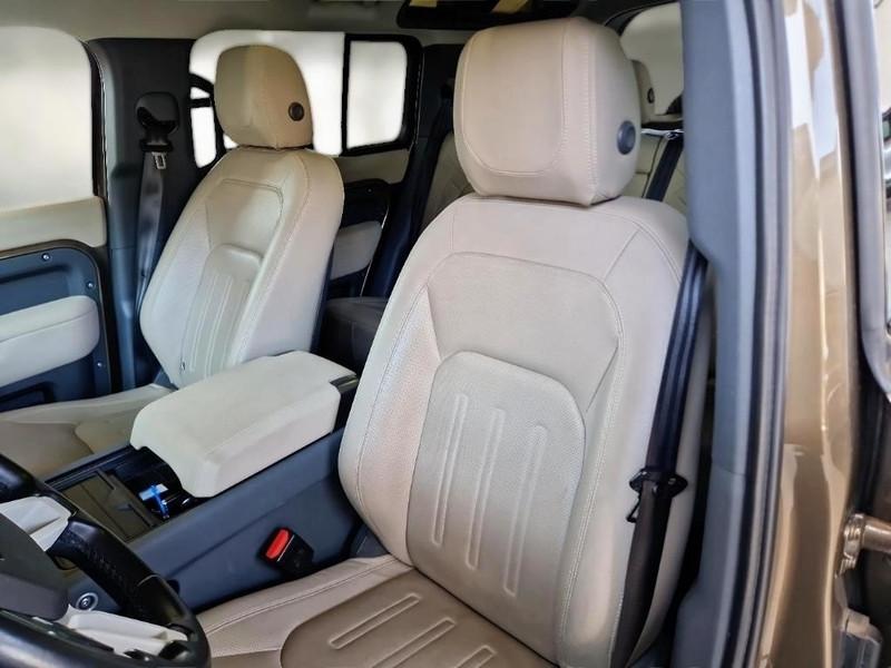 LAND ROVER DEFENDER 3.0 D6 250 MHEV 110 FIRST EDITION AWD AUTOMATICO SUV