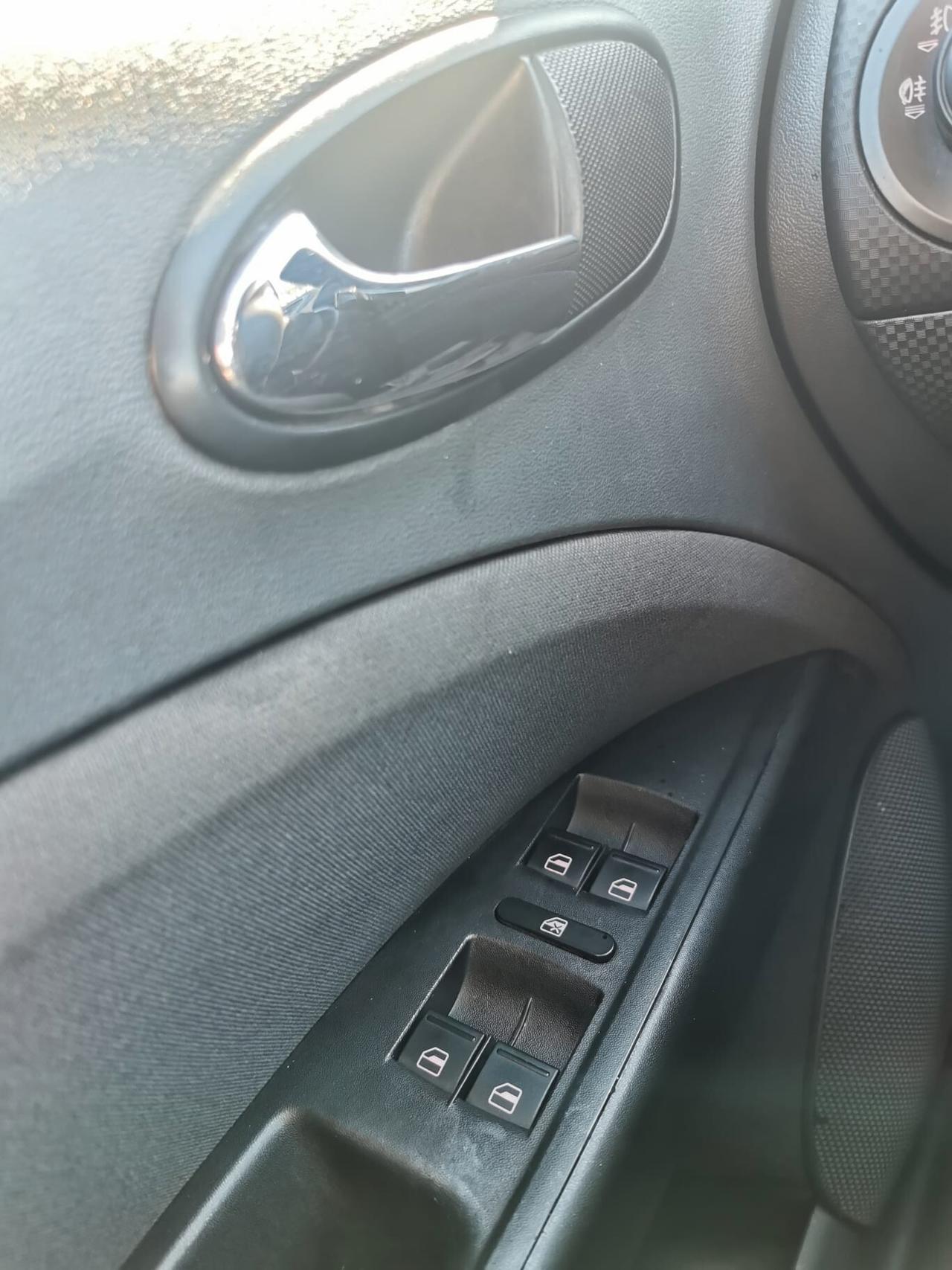 Seat Altea 1.9 TDI Stylance NEOPATENTATI