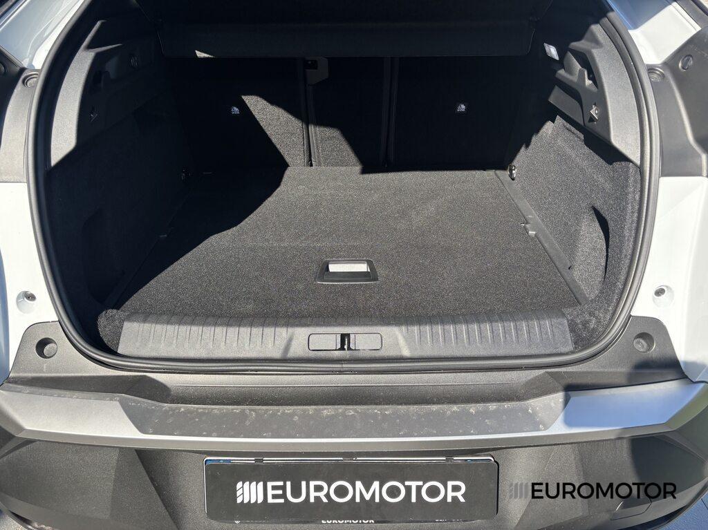 Peugeot 3008 1.2 Hybrid Allure e-DCS6