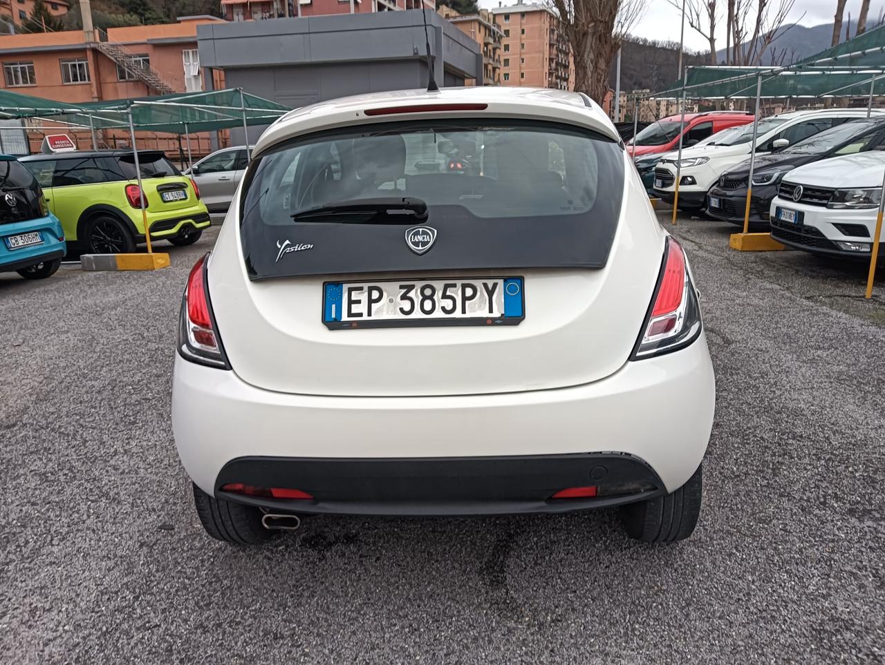 Lancia Ypsilon 1.2 69 CV 5 porte Platinum