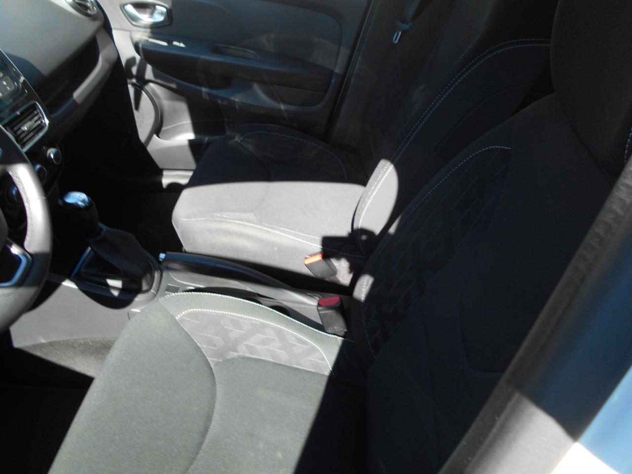 Renault Clio 1.0 TCE LIMITED