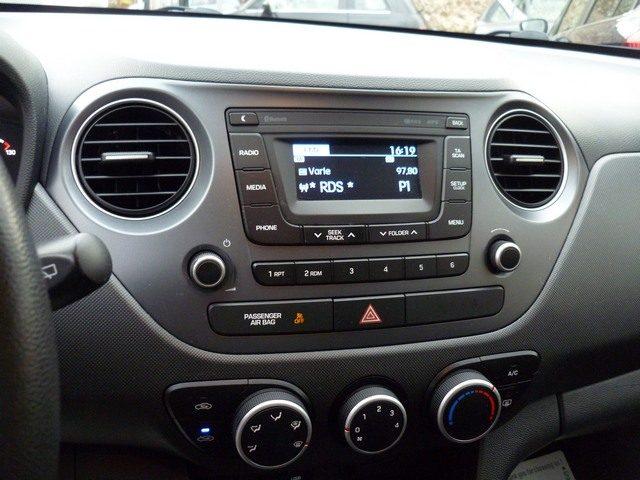 HYUNDAI i10 1.0 MPI Advanced