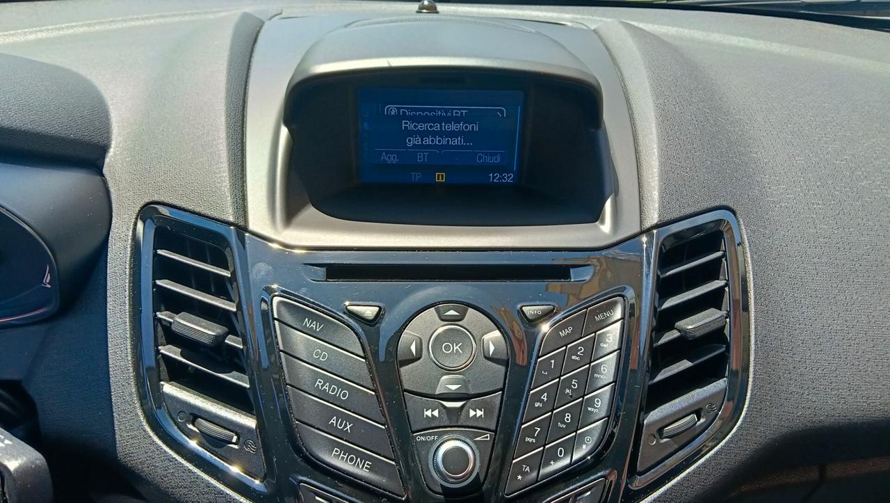 FORD FIESTA 1.4 B/GPL C. MADRE -PREZZO PROMO!