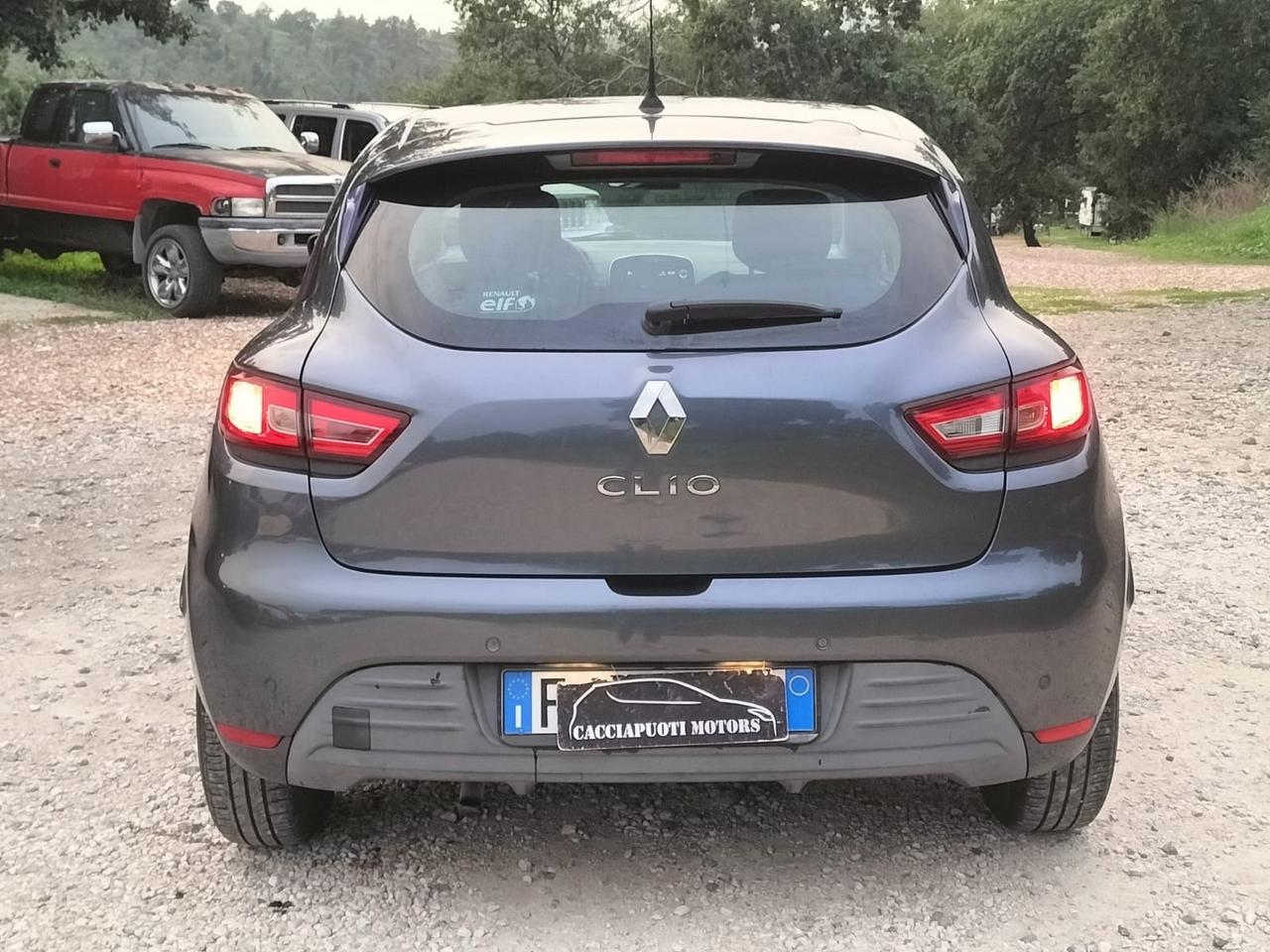 Renault Clio 1.2 75CV 5 porte Zen