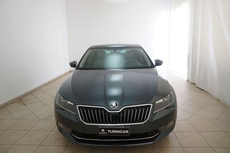 Skoda Superb 2.0 TDI DSG Style