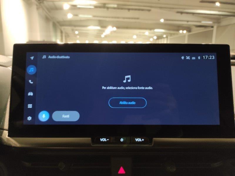 TOYOTA C-HR (2023-->) - C-HR 1.8 HV Trend