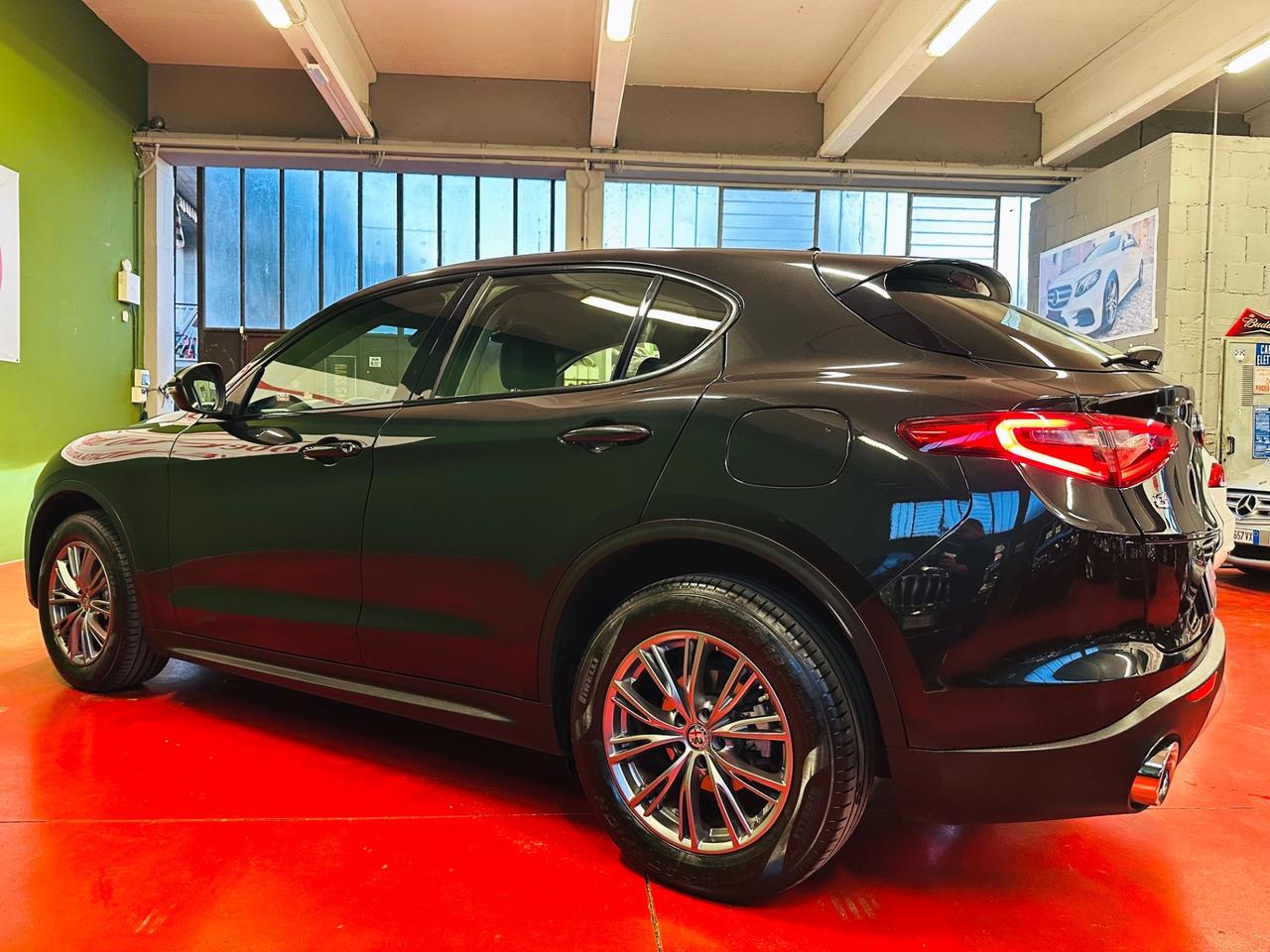 Alfa Stelvio 2.2d 210 CV AT8 Q4 Veloce