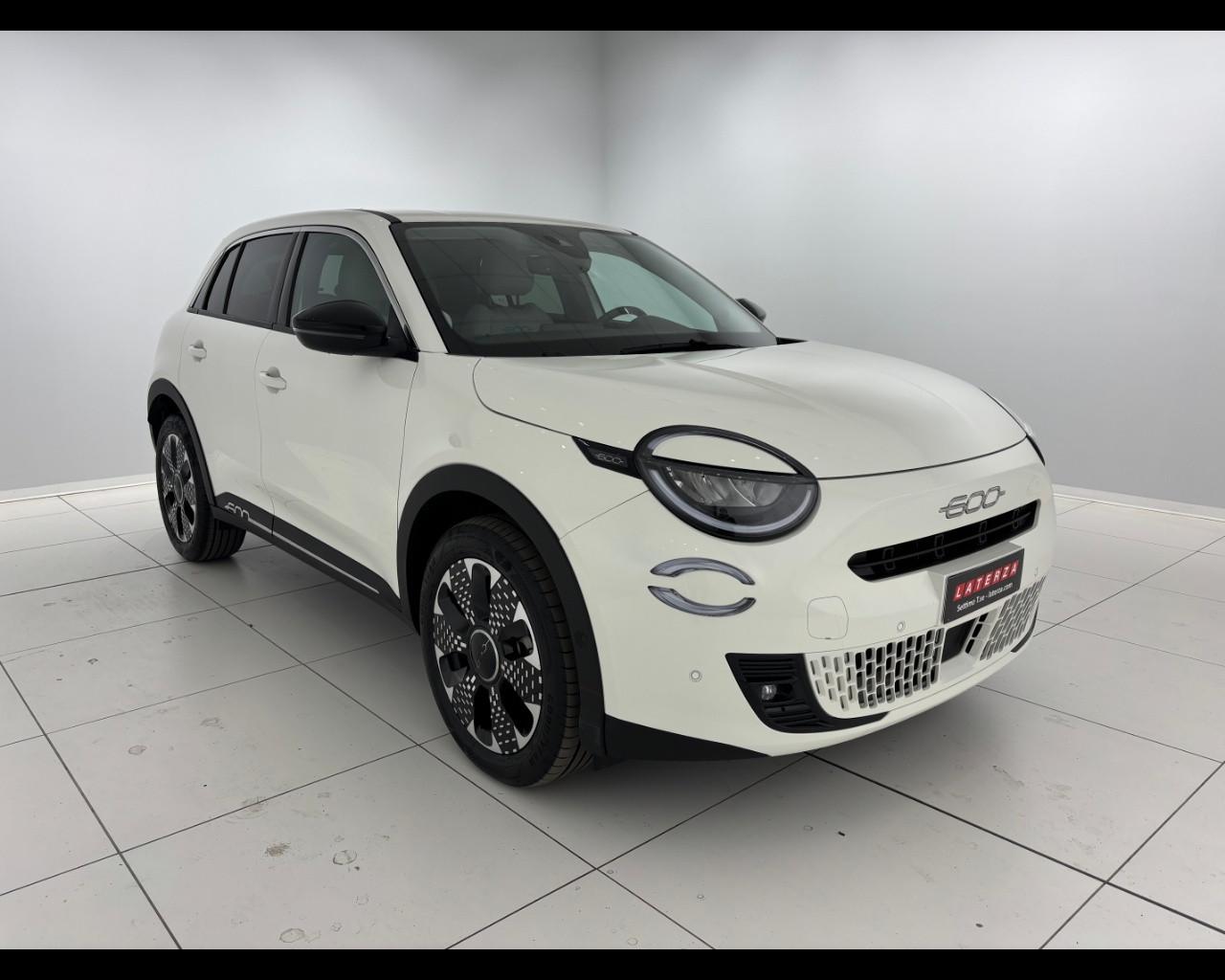 FIAT 600 1.2 hybrid La Prima 110cv auto