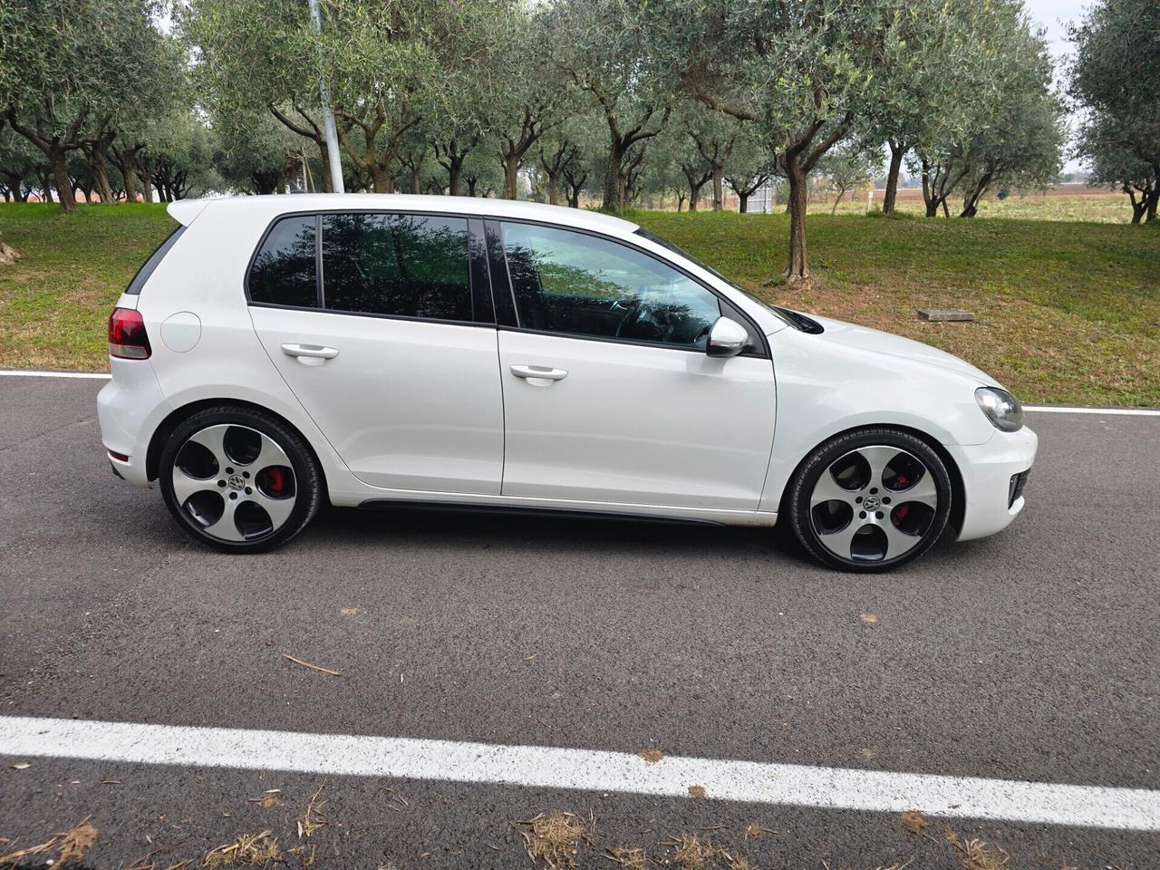 Volkswagen Golf 2.0 TSI DSG 5p. GTI