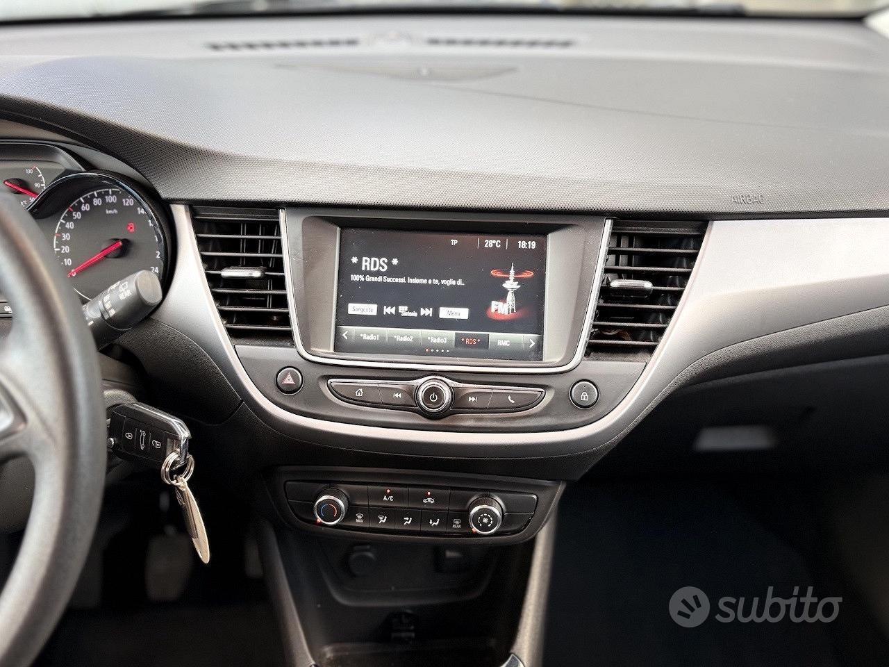 Opel Crossland X 1.2 Gpl 81CV E6 Neo - 2018