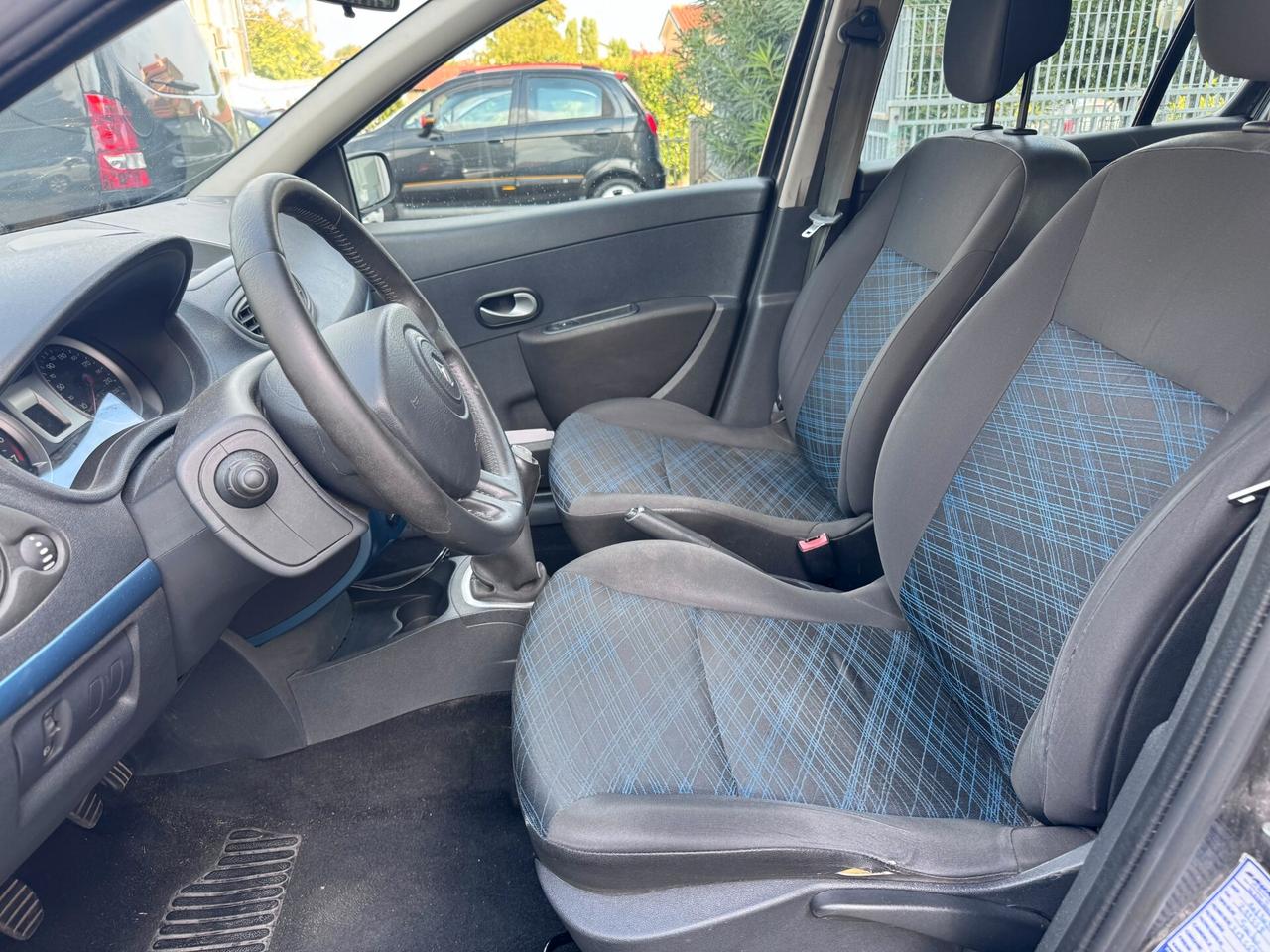 Renault Clio 1.2 16V 5 porte Le Iene