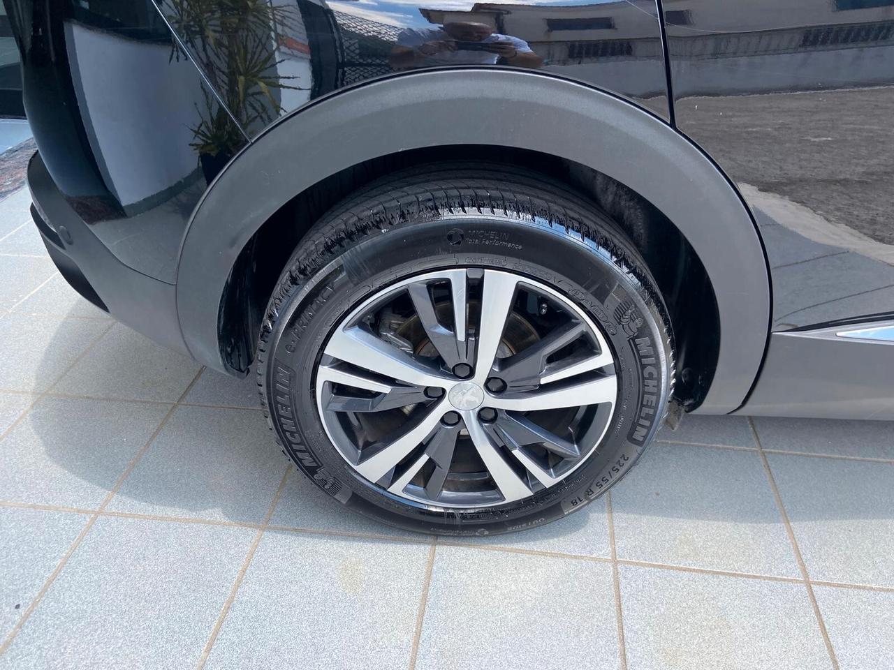 Peugeot 3008 HDI 130CV EAT8 Allure Pack KM 28000