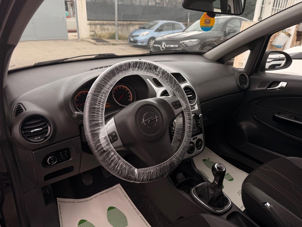 Opel Corsa 1.2 GPL-TECH Di Serie ENJOI
