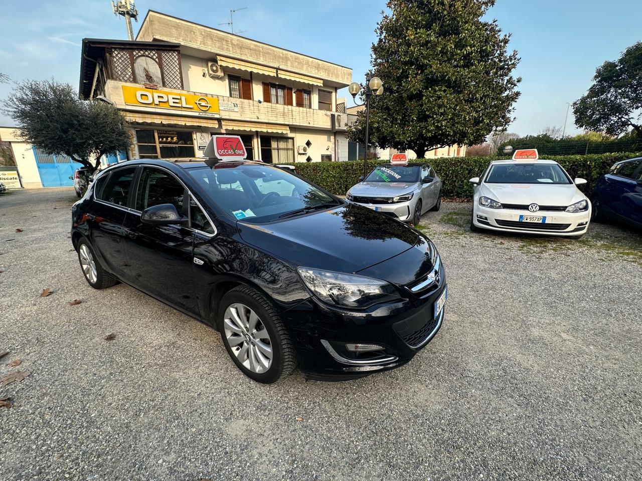 Opel Astra 1.4 100CV 5 porte Cosmo