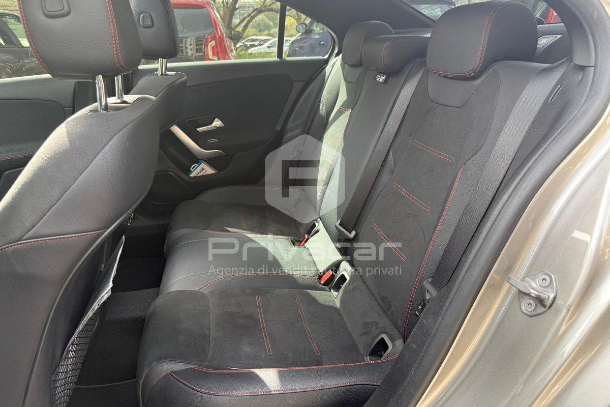 MERCEDES A 180 d Automatic Premium