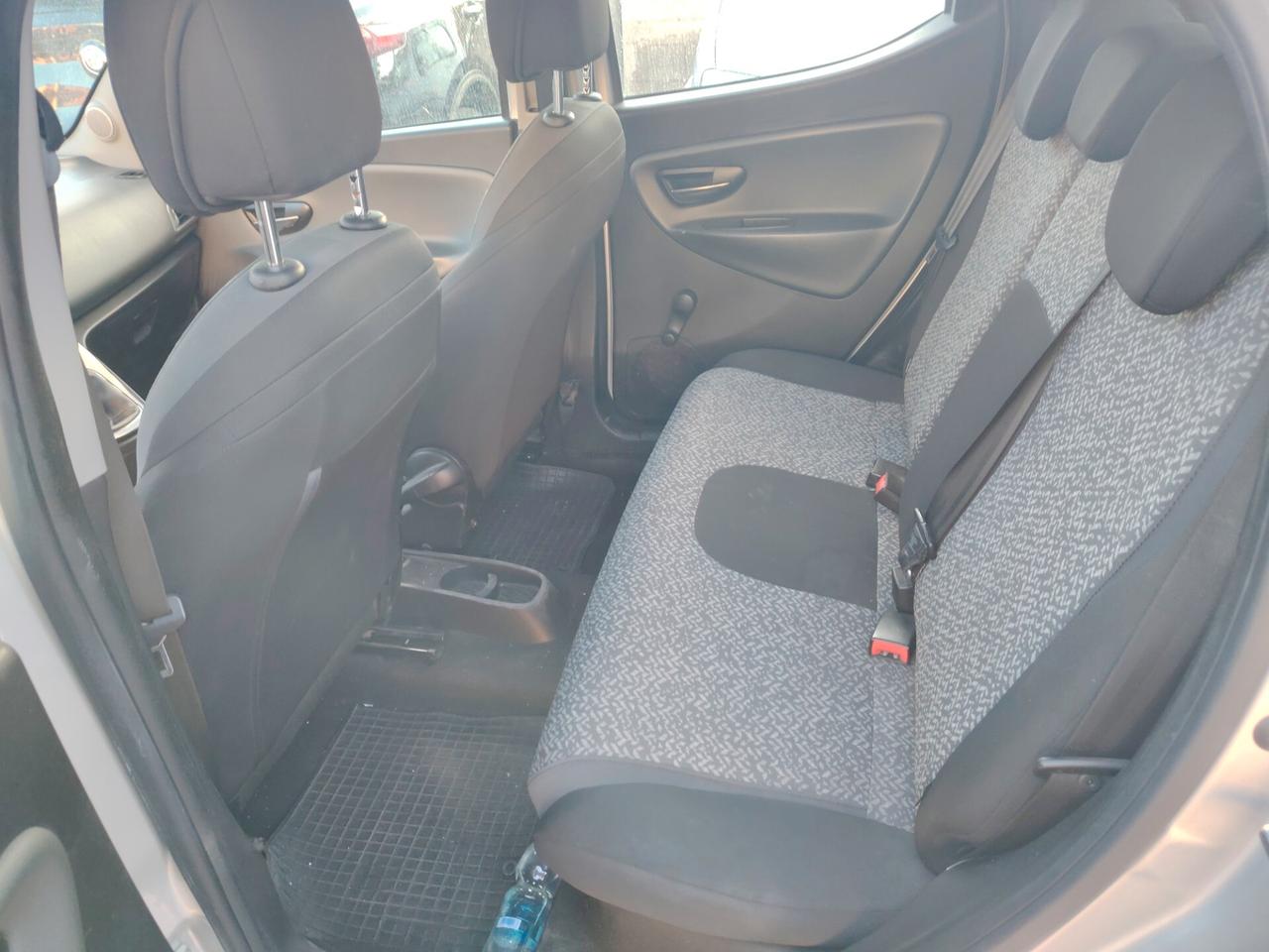 Lancia Ypsilon 1.3 MJT 16V 95 CV 5 porte S&S Gold