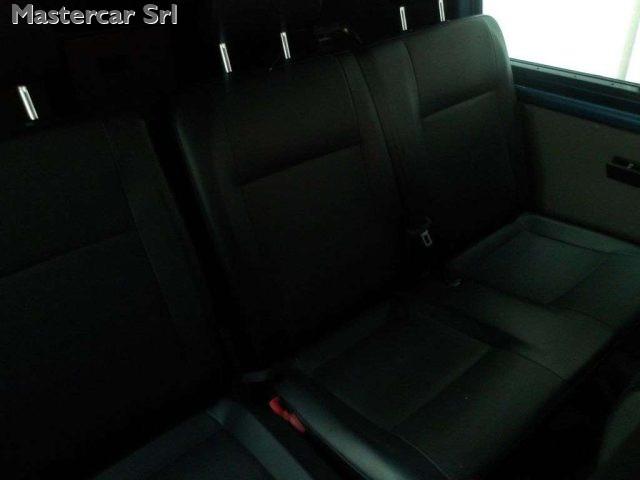 VOLKSWAGEN T6 Transporter 2.0 TDI 102cv N1 COMBI 6 posti manual