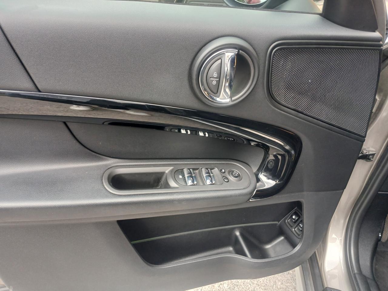 Mini Cooper S Countryman 1.5 SE Business ALL4 Automatica