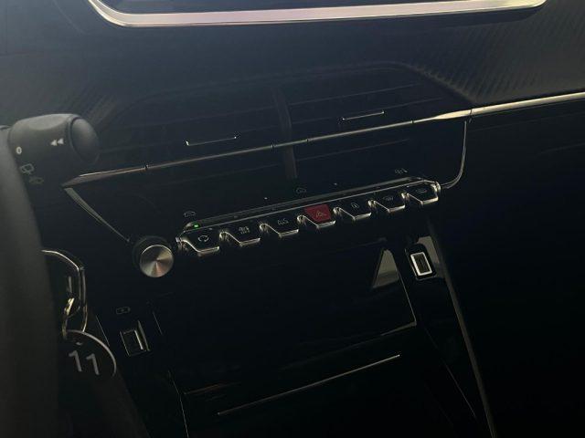 PEUGEOT 2008 PureTech 100 S&S Allure