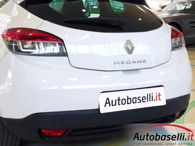 RENAULT Megane MÉGANE III COUPÉ 1.5 DCI 110CV LUXE