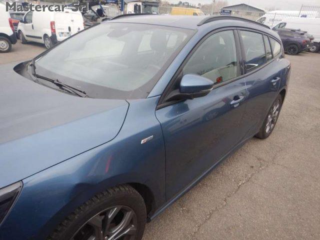 FORD Focus SW 1.0 125cv ST-Line Design Automatica - GP300ST