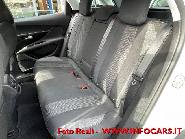 PEUGEOT 3008 BlueHDi 130 S&S EAT8 Business PROMO !!