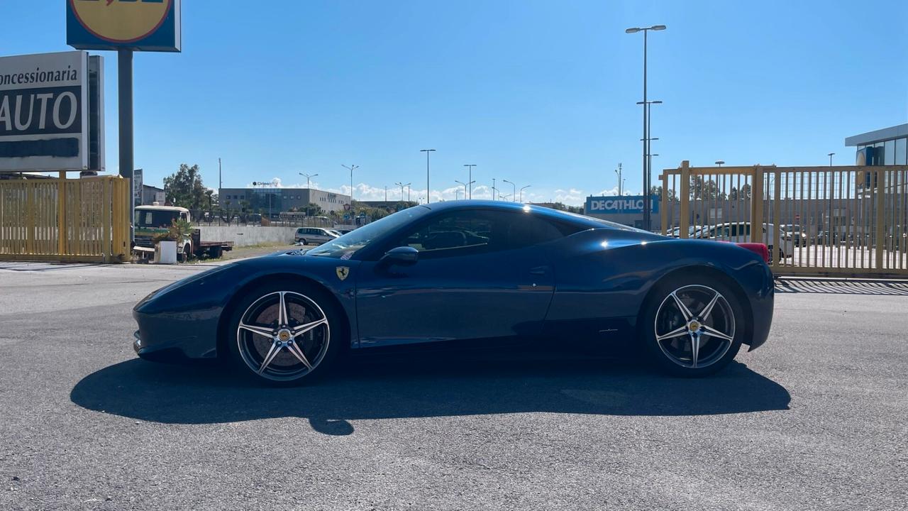Ferrari 458 Italia Blu Tour de France