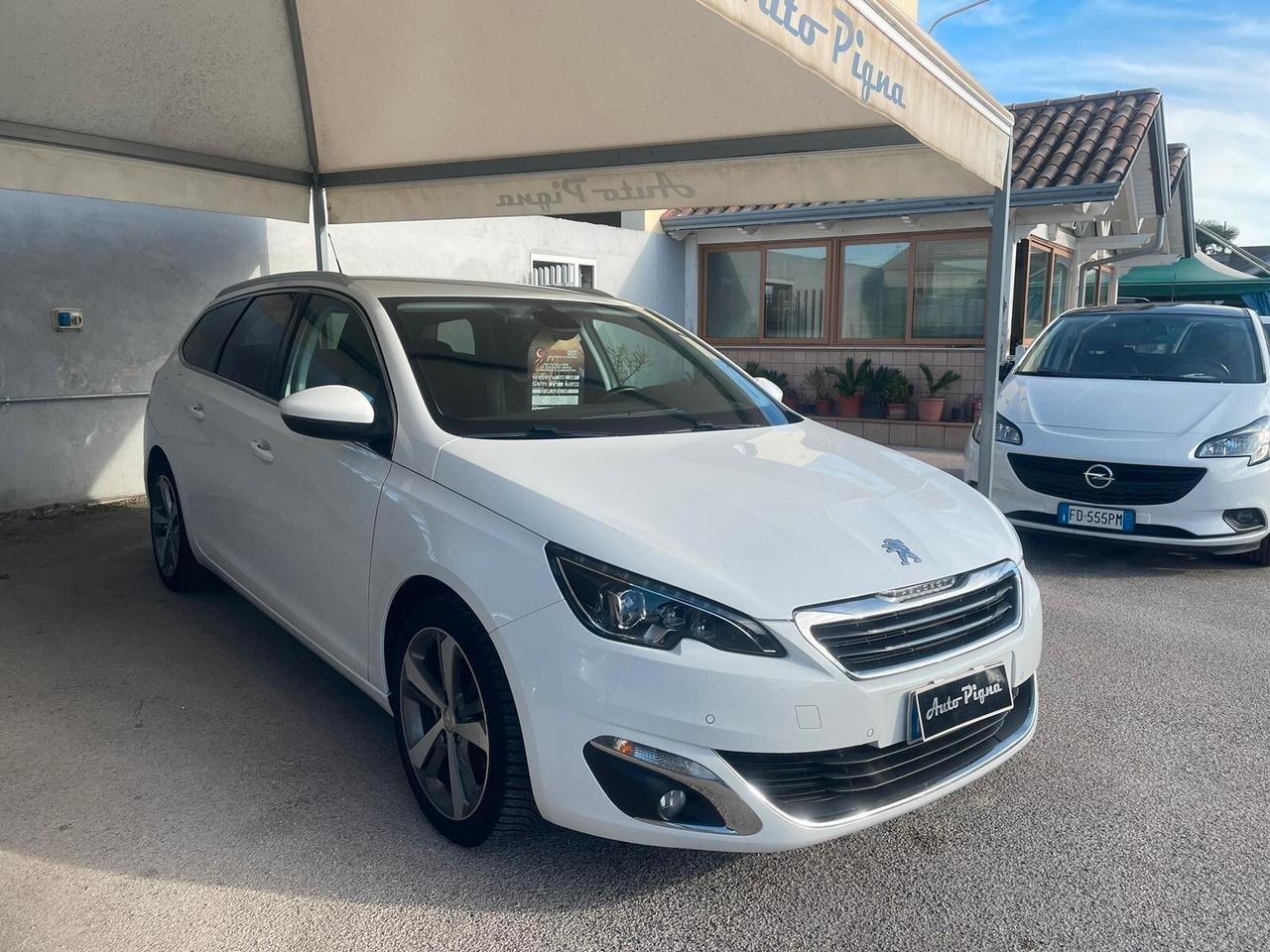 Peugeot 308 BlueHDi 120 S&S SW Allure
